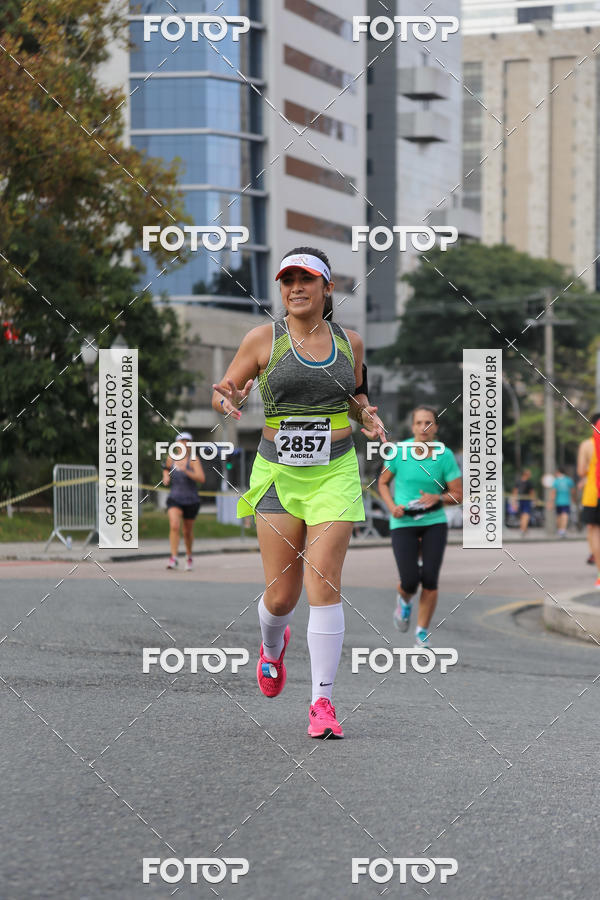 Buy your photos of the eventMeia Maratona Internacional de Curitiba 2018 on Fotop