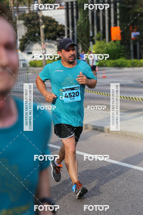 Buy your photos of the eventMeia Maratona Internacional de Curitiba 2018 on Fotop