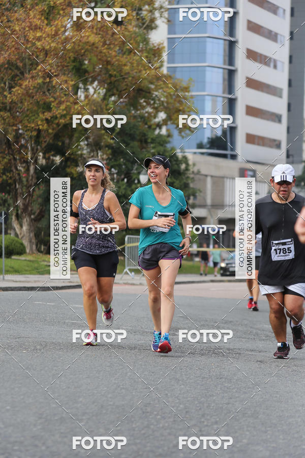 Buy your photos of the eventMeia Maratona Internacional de Curitiba 2018 on Fotop