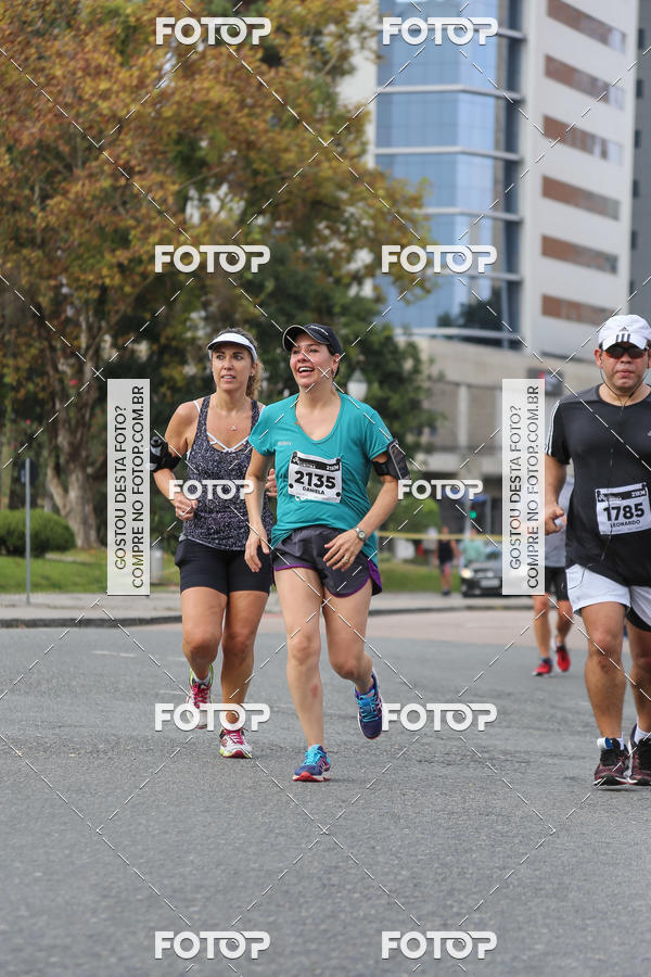 Buy your photos of the eventMeia Maratona Internacional de Curitiba 2018 on Fotop