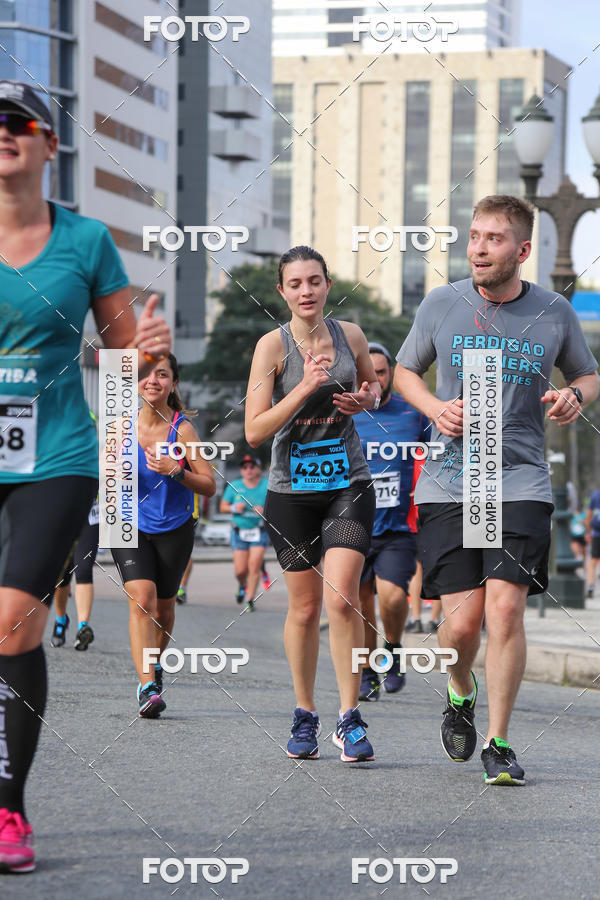 Buy your photos of the eventMeia Maratona Internacional de Curitiba 2018 on Fotop