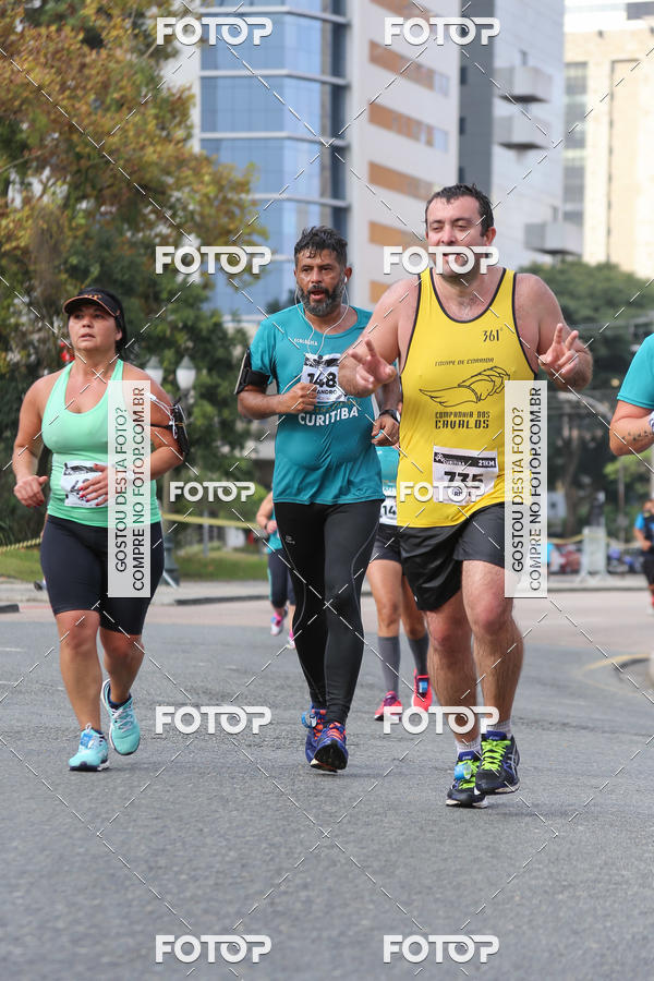Buy your photos of the eventMeia Maratona Internacional de Curitiba 2018 on Fotop