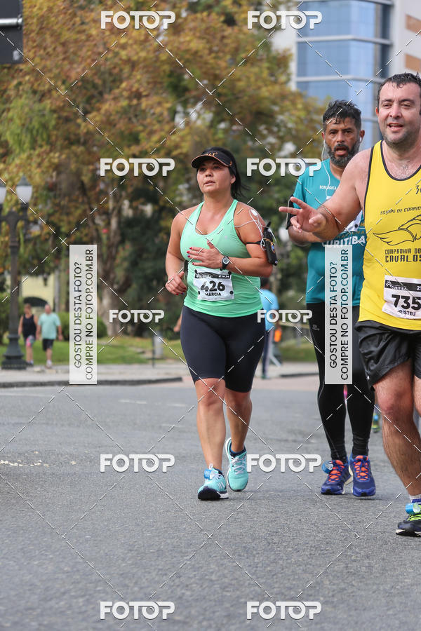 Buy your photos of the eventMeia Maratona Internacional de Curitiba 2018 on Fotop
