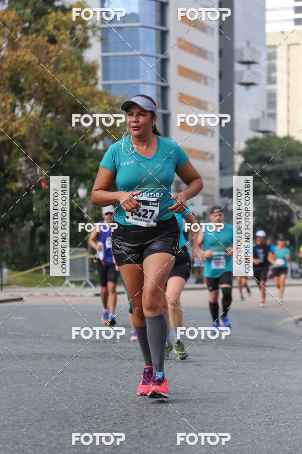Buy your photos of the eventMeia Maratona Internacional de Curitiba 2018 on Fotop