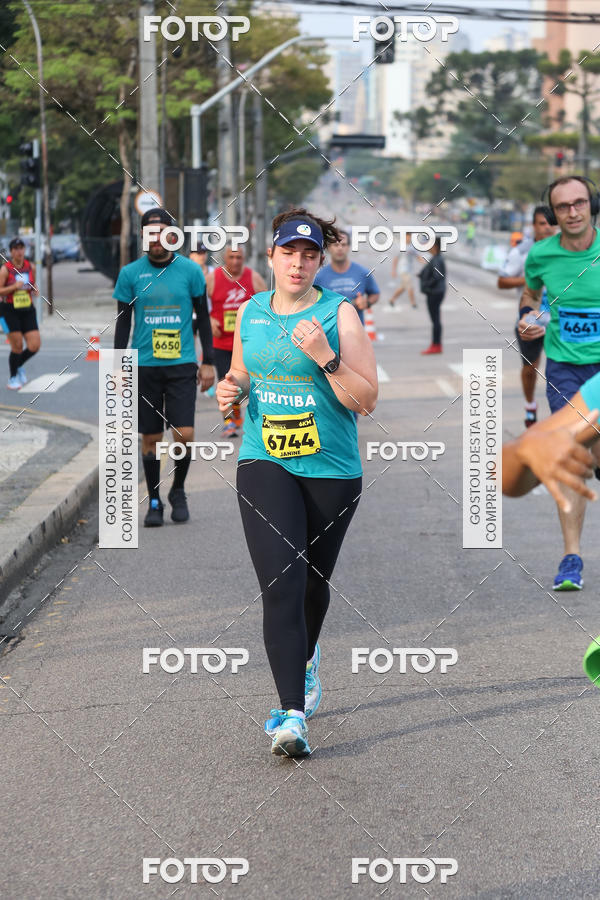 Buy your photos of the eventMeia Maratona Internacional de Curitiba 2018 on Fotop