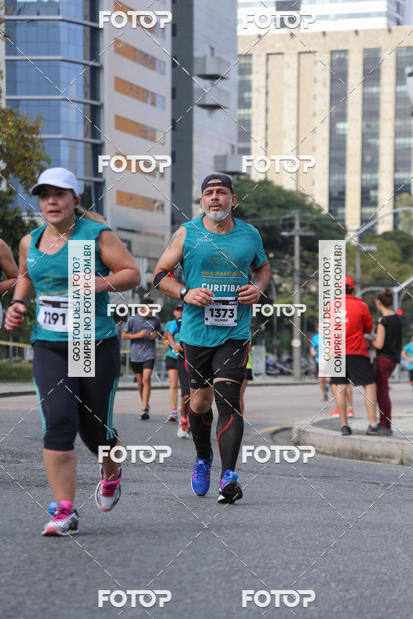 Buy your photos of the eventMeia Maratona Internacional de Curitiba 2018 on Fotop