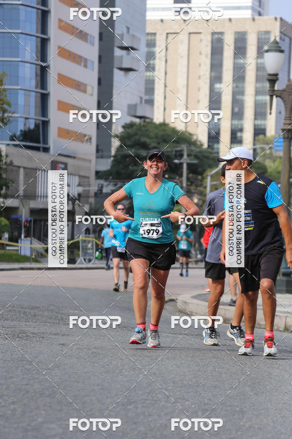Buy your photos of the eventMeia Maratona Internacional de Curitiba 2018 on Fotop