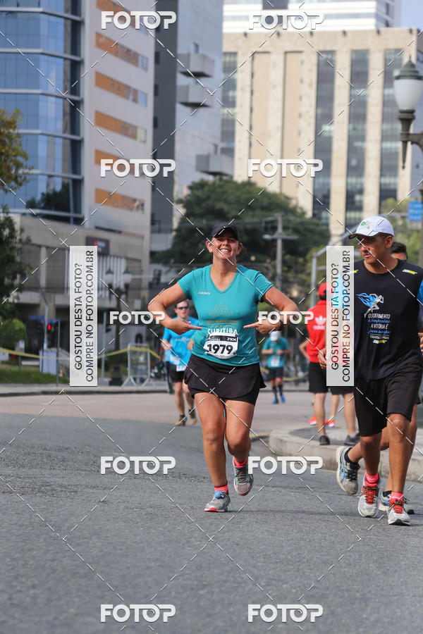 Buy your photos of the eventMeia Maratona Internacional de Curitiba 2018 on Fotop