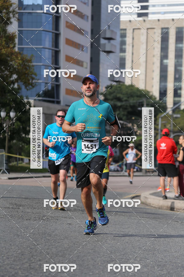 Buy your photos of the eventMeia Maratona Internacional de Curitiba 2018 on Fotop