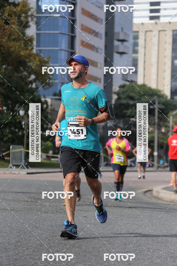 Buy your photos of the eventMeia Maratona Internacional de Curitiba 2018 on Fotop