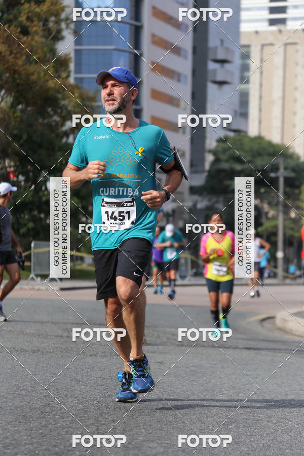 Buy your photos of the eventMeia Maratona Internacional de Curitiba 2018 on Fotop
