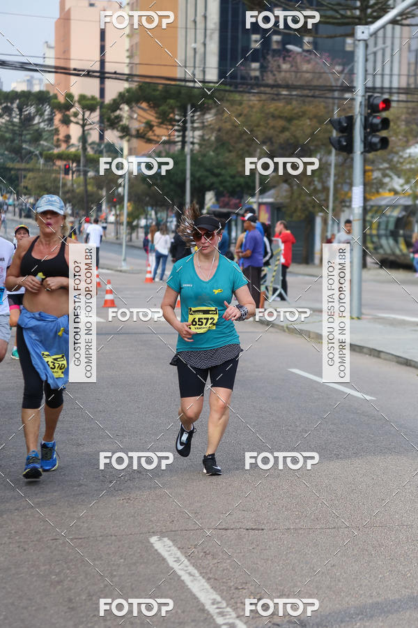 Buy your photos of the eventMeia Maratona Internacional de Curitiba 2018 on Fotop