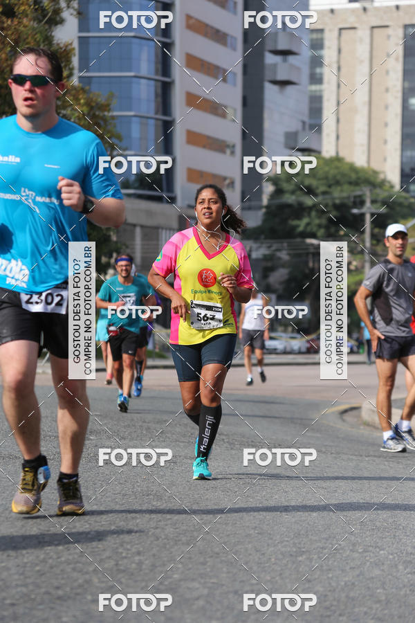 Buy your photos of the eventMeia Maratona Internacional de Curitiba 2018 on Fotop