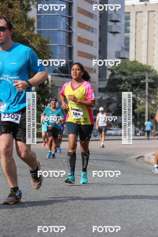 Buy your photos of the eventMeia Maratona Internacional de Curitiba 2018 on Fotop