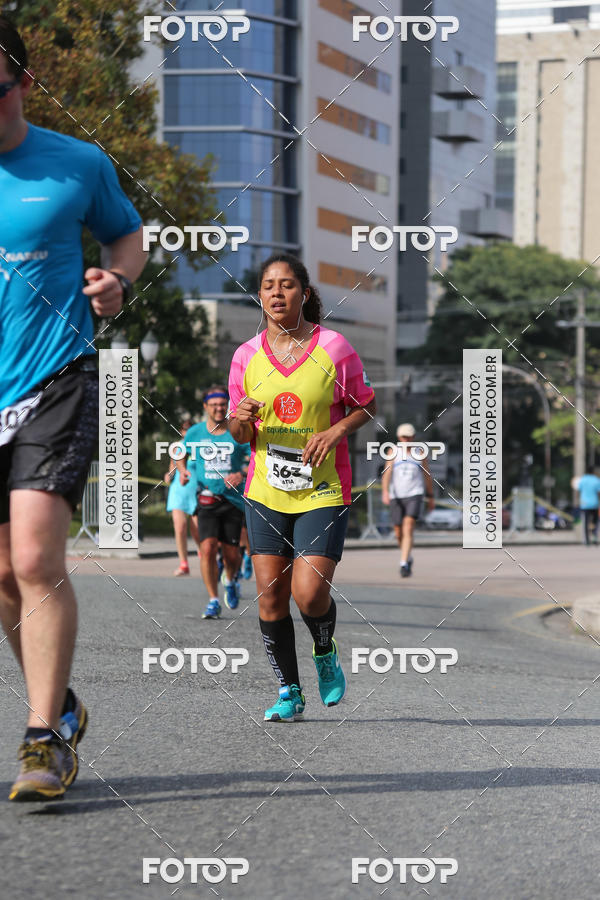 Buy your photos of the eventMeia Maratona Internacional de Curitiba 2018 on Fotop