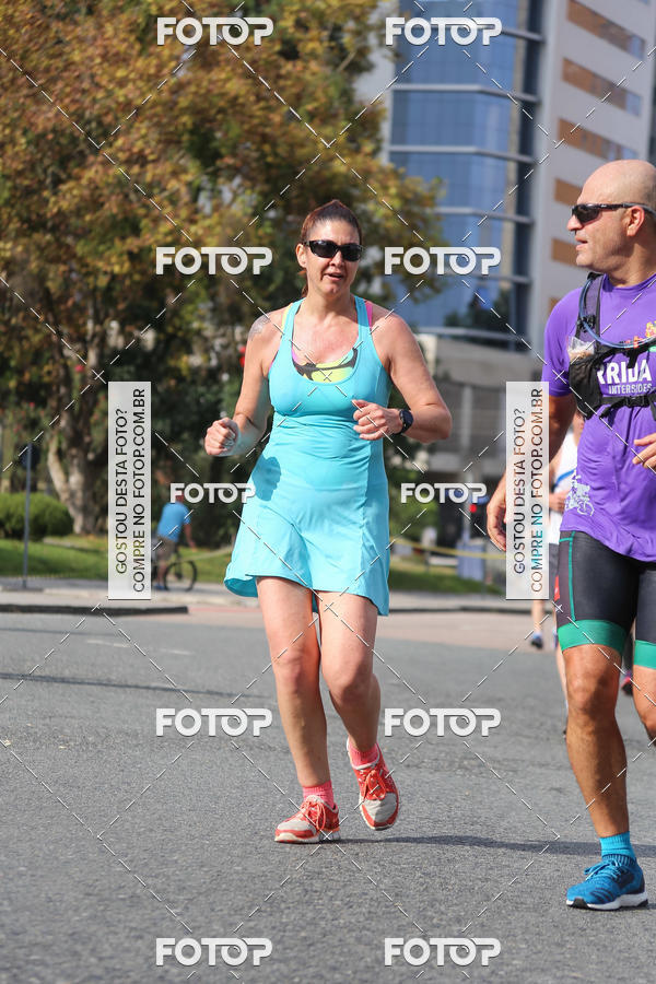 Buy your photos of the eventMeia Maratona Internacional de Curitiba 2018 on Fotop