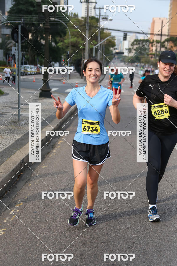 Buy your photos of the eventMeia Maratona Internacional de Curitiba 2018 on Fotop