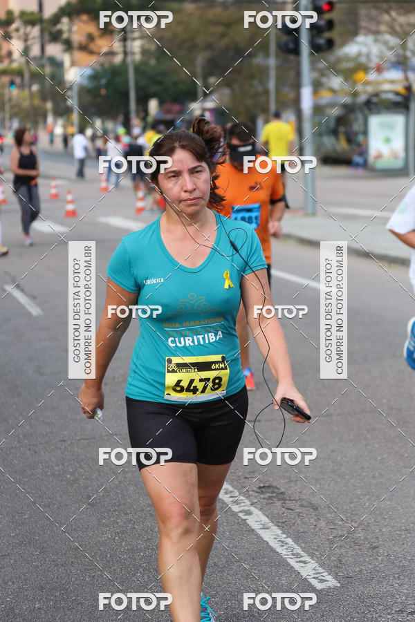 Buy your photos of the eventMeia Maratona Internacional de Curitiba 2018 on Fotop