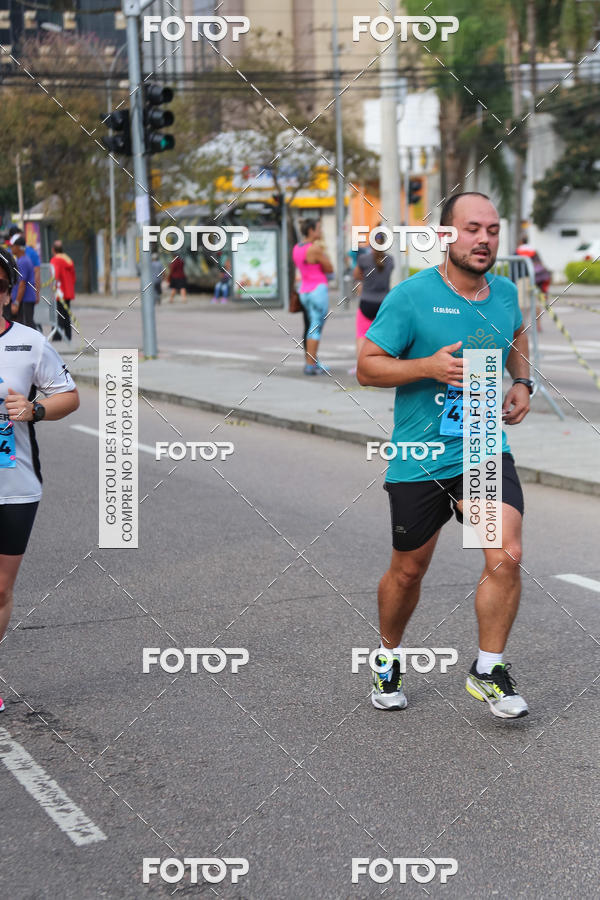 Buy your photos of the eventMeia Maratona Internacional de Curitiba 2018 on Fotop