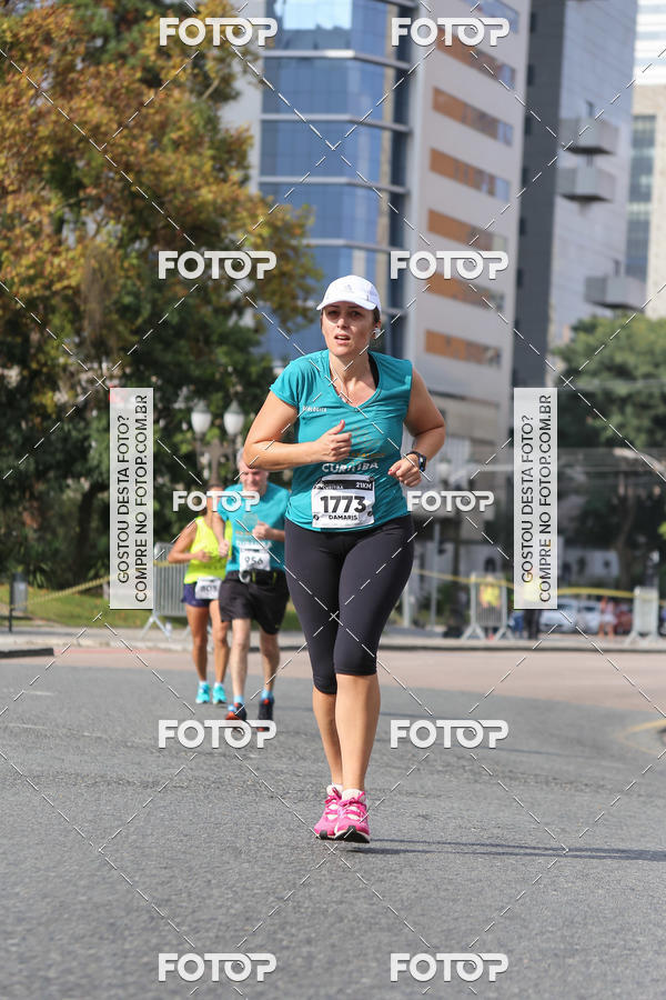 Buy your photos of the eventMeia Maratona Internacional de Curitiba 2018 on Fotop