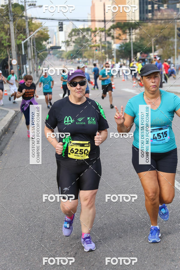 Buy your photos of the eventMeia Maratona Internacional de Curitiba 2018 on Fotop