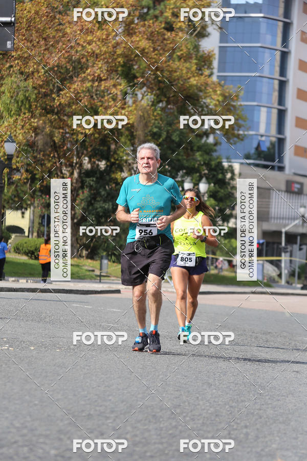 Buy your photos of the eventMeia Maratona Internacional de Curitiba 2018 on Fotop