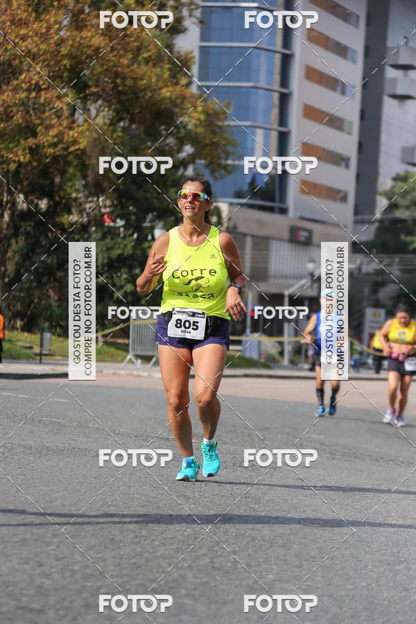 Buy your photos of the eventMeia Maratona Internacional de Curitiba 2018 on Fotop
