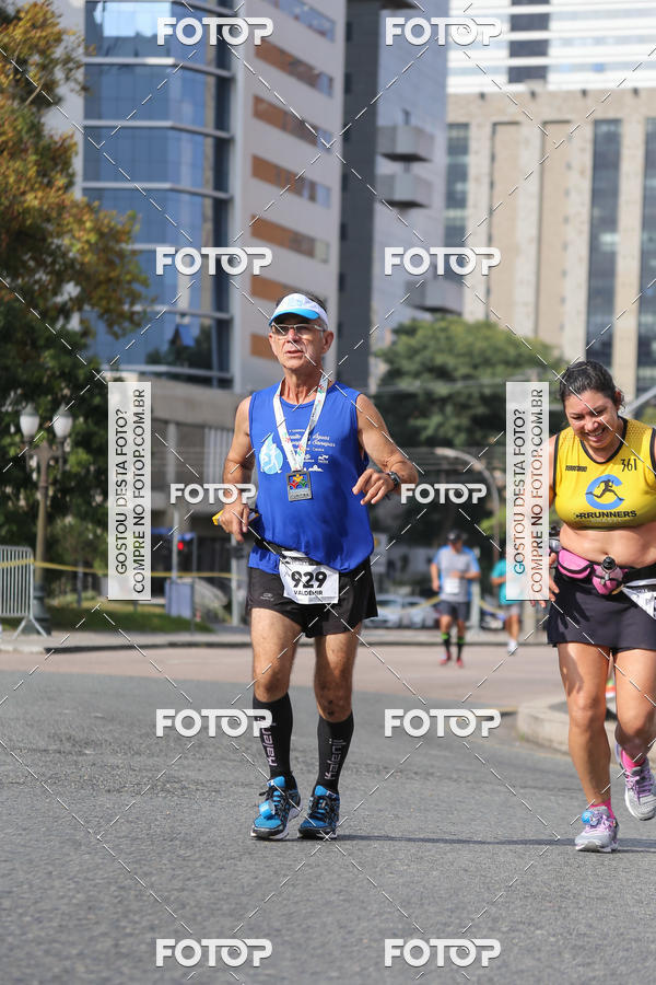 Buy your photos of the eventMeia Maratona Internacional de Curitiba 2018 on Fotop