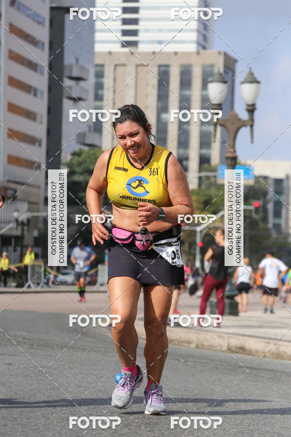 Buy your photos of the eventMeia Maratona Internacional de Curitiba 2018 on Fotop