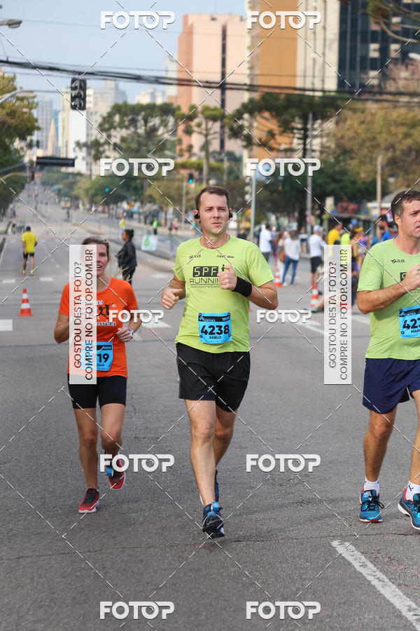 Buy your photos of the eventMeia Maratona Internacional de Curitiba 2018 on Fotop