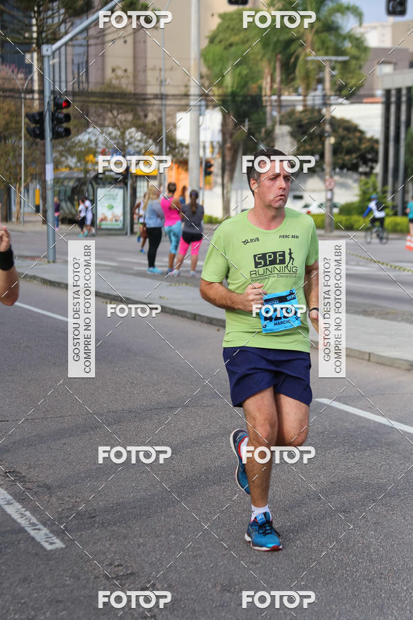 Buy your photos of the eventMeia Maratona Internacional de Curitiba 2018 on Fotop