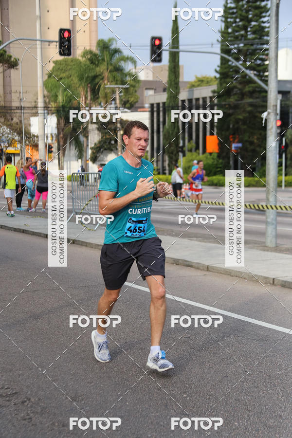 Buy your photos of the eventMeia Maratona Internacional de Curitiba 2018 on Fotop