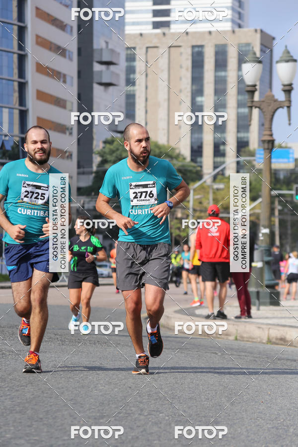 Buy your photos of the eventMeia Maratona Internacional de Curitiba 2018 on Fotop