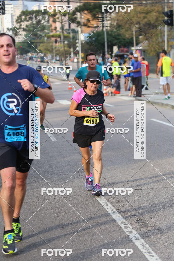 Buy your photos of the eventMeia Maratona Internacional de Curitiba 2018 on Fotop