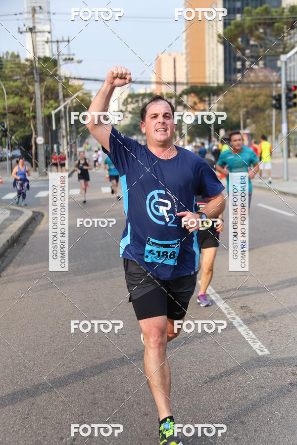 Buy your photos of the eventMeia Maratona Internacional de Curitiba 2018 on Fotop