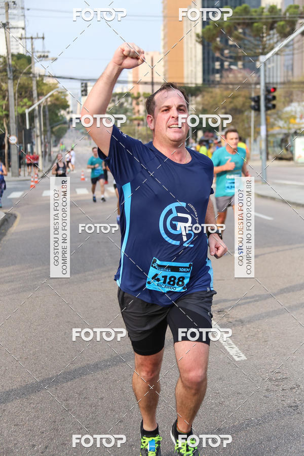 Buy your photos of the eventMeia Maratona Internacional de Curitiba 2018 on Fotop