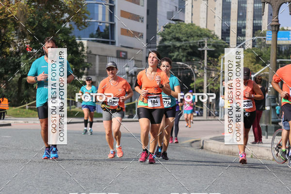 Buy your photos of the eventMeia Maratona Internacional de Curitiba 2018 on Fotop
