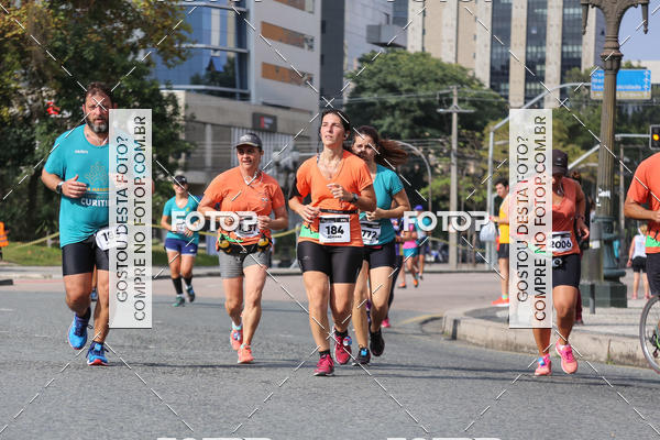 Buy your photos of the eventMeia Maratona Internacional de Curitiba 2018 on Fotop