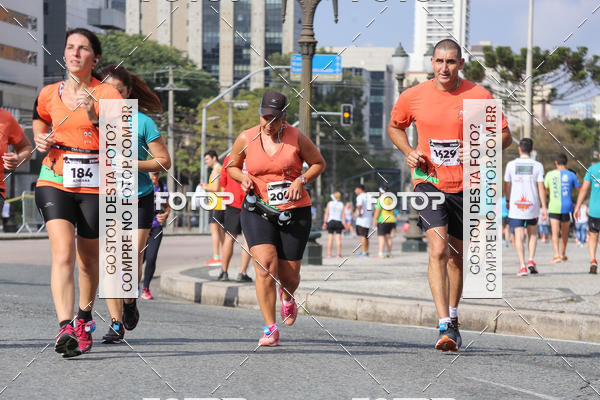 Buy your photos of the eventMeia Maratona Internacional de Curitiba 2018 on Fotop