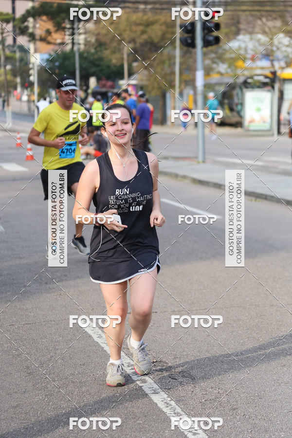 Buy your photos of the eventMeia Maratona Internacional de Curitiba 2018 on Fotop