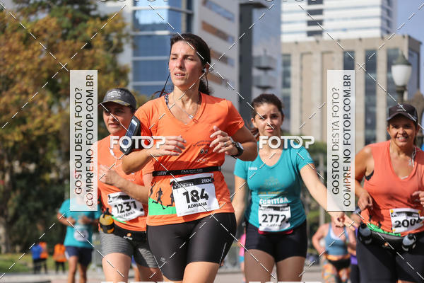 Buy your photos of the eventMeia Maratona Internacional de Curitiba 2018 on Fotop