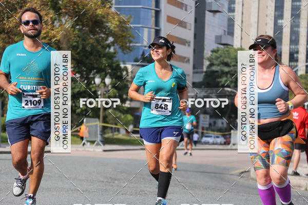 Buy your photos of the eventMeia Maratona Internacional de Curitiba 2018 on Fotop