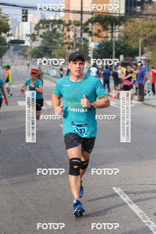 Buy your photos of the eventMeia Maratona Internacional de Curitiba 2018 on Fotop