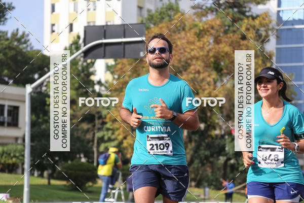 Buy your photos of the eventMeia Maratona Internacional de Curitiba 2018 on Fotop
