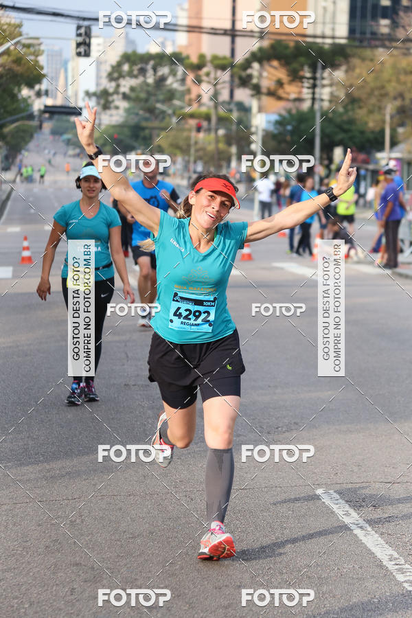 Buy your photos of the eventMeia Maratona Internacional de Curitiba 2018 on Fotop