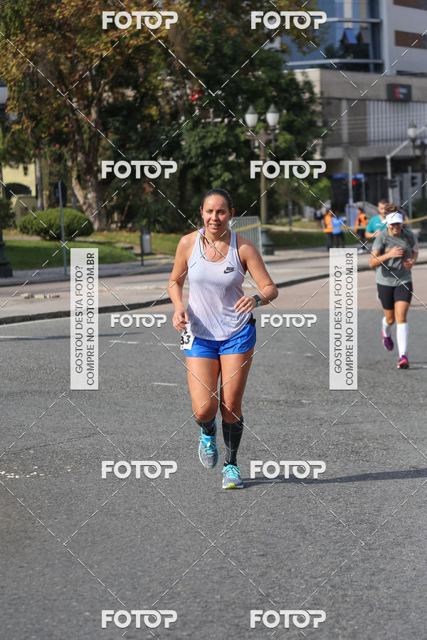 Buy your photos of the eventMeia Maratona Internacional de Curitiba 2018 on Fotop