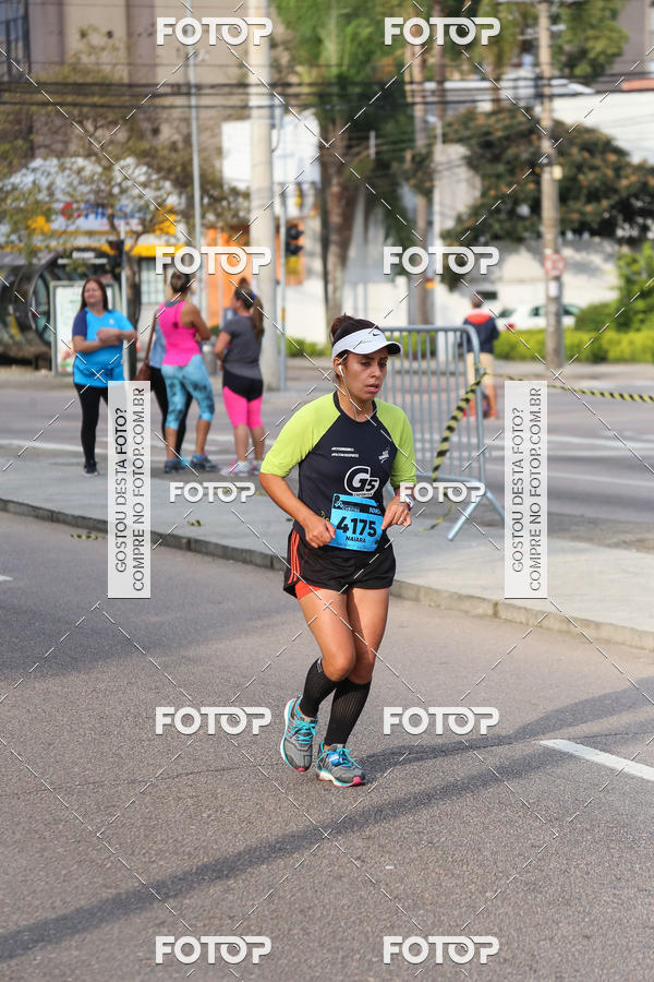 Buy your photos of the eventMeia Maratona Internacional de Curitiba 2018 on Fotop
