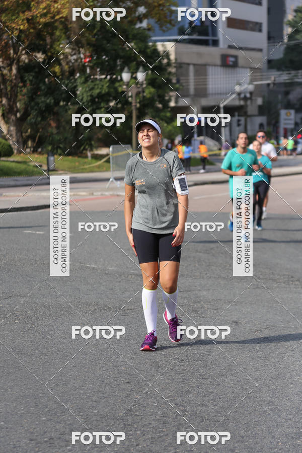 Buy your photos of the eventMeia Maratona Internacional de Curitiba 2018 on Fotop