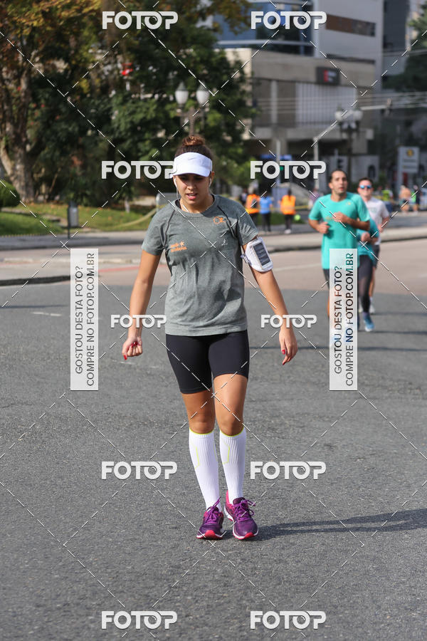 Buy your photos of the eventMeia Maratona Internacional de Curitiba 2018 on Fotop