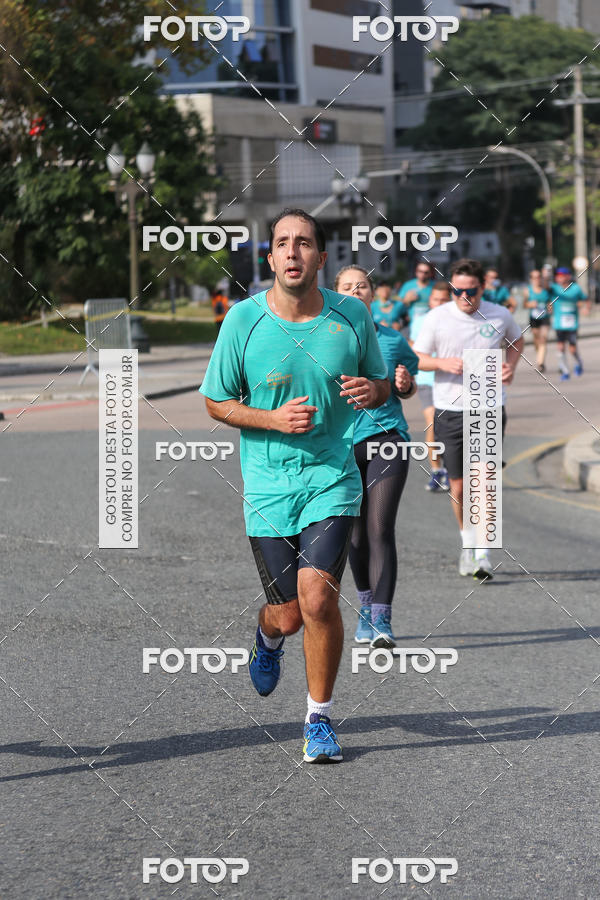Buy your photos of the eventMeia Maratona Internacional de Curitiba 2018 on Fotop